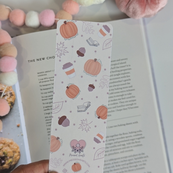 Autumn Fall And Pumpkin Themed Bookmarks Set - Picture 5 of 9